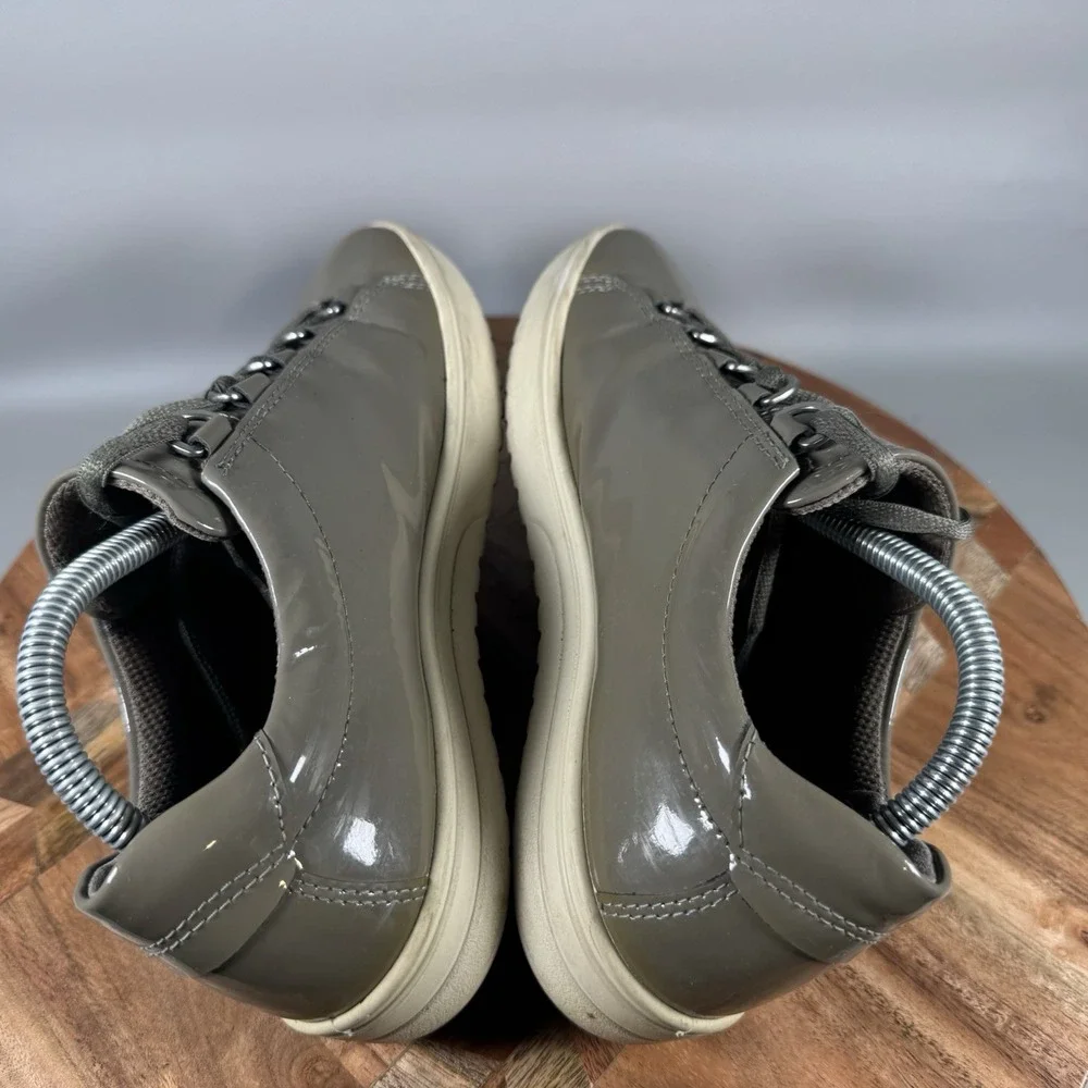 Ecco Fara Sneaker Green Patent Leather Lace Up Shoe Women's Size 36 US 5-5.5‎